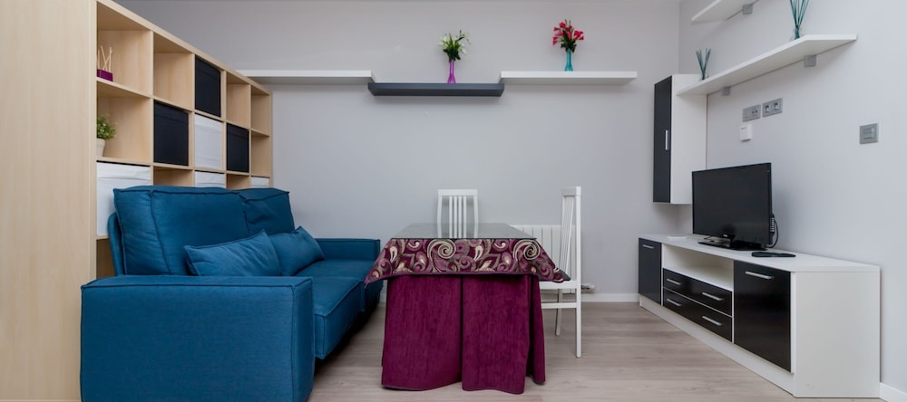 New Big Apple Apartment Pts Granada Canovas, Гранада — фото 1