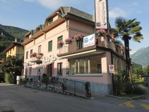 Albergo Lario, 杰拉拉里奥 — 照片 1