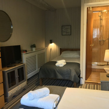 Bear With Rooms, 兰多维里 — 照片 5