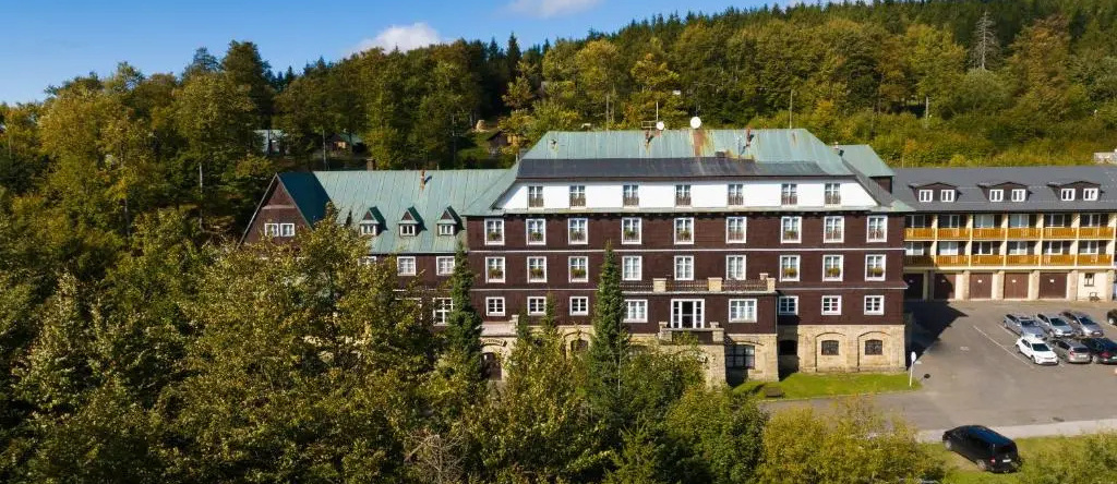 Hotel Tanečnica, Простредни-Бецва — фото 1