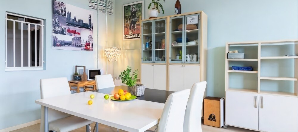 Chic loft mar y montaña, 泰亚 — 照片 1