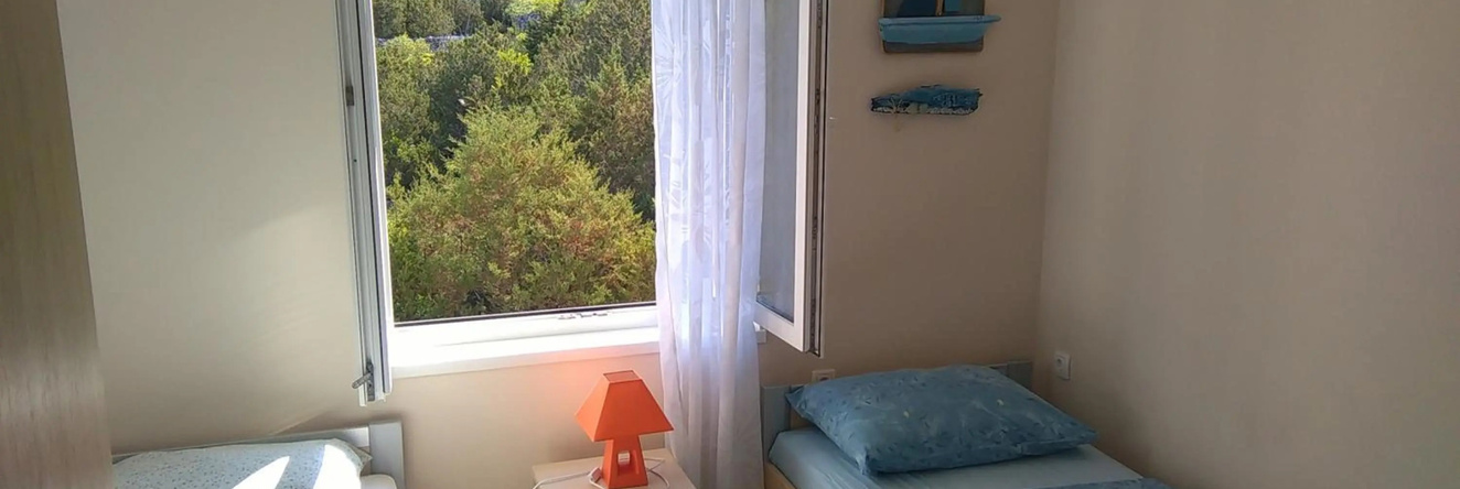 Apartment Tasha, 伊斯特 — 照片 1