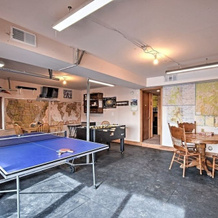 Secluded W/ Game Room & Huge Wraparound Deck 3 Bedroom Cabin, Cripple Creek — photo 2