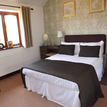 Ty Castell Bed  Breakfast - Home Of The Kingfisher, Llanegwad — фото 2