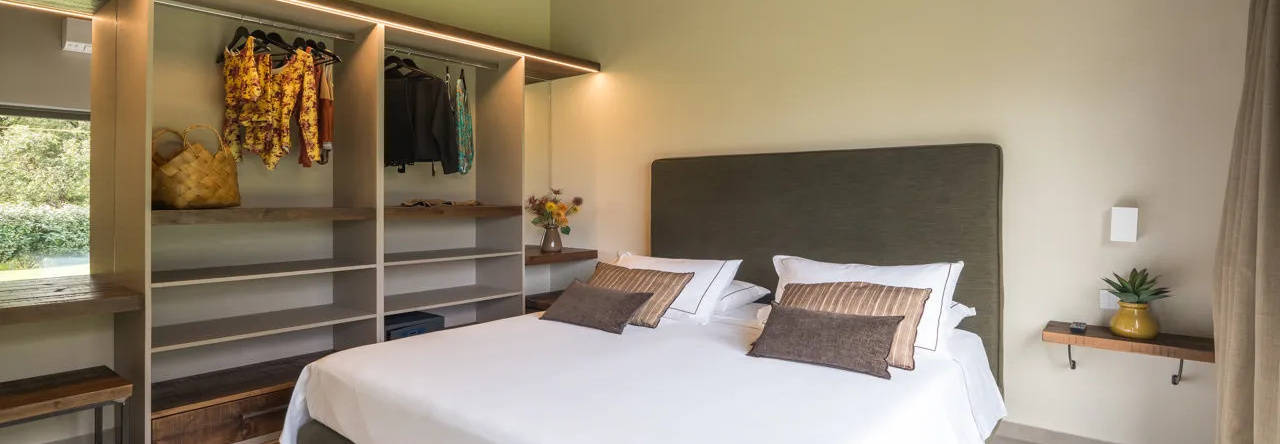 HANG LOOSE COTTAGE Hotel Resort 4 stelle Gizzeria Calabria, 吉泽里亚 — 照片 1