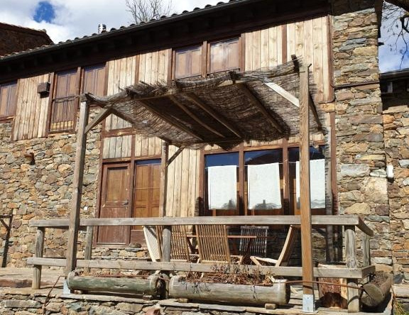 El Serrat Turisme Rural, 普拉诺莱斯 — 照片 1
