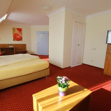 Abasto Hotel Eichenau, 艾谢瑙 — 照片 2