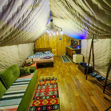 O, Dni V Lesu Uyutnyj Lodzh Private house, 扎列奇耶 — 照片 3
