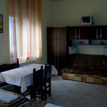 Róza Hotel És Apartmanház, Эстергом — фото 2