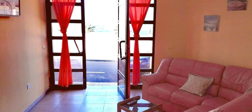House With One Bedroom In La Caleta De Interián, With Wonderful Sea View And Wifi - 72 M From The Beach, Ла-Калета-де-Интериан — фото 1