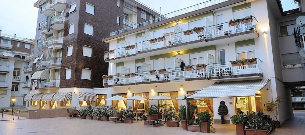 Hotel Arma, 阿尔马迪塔贾 — 照片 1