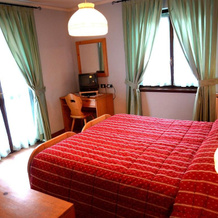 Hotel Regina Elena, 卡德尔佐内泰尔梅 — 照片 2