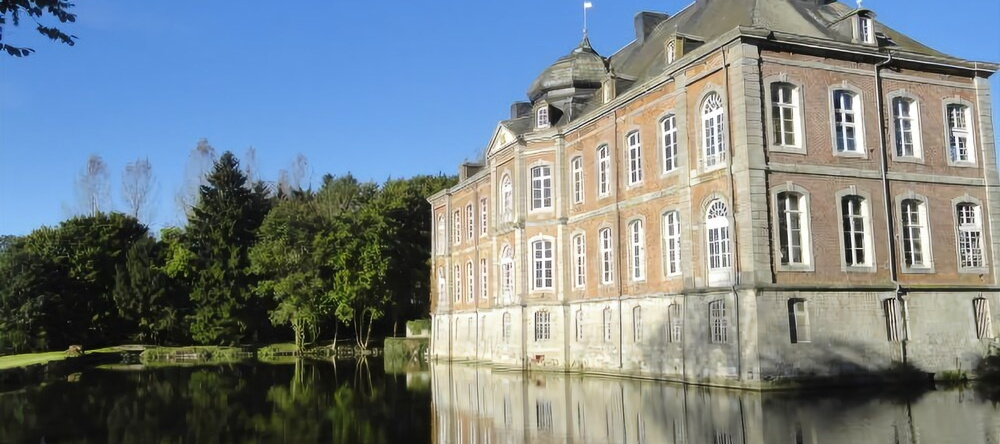Château De Vierset, Модав — фото 1