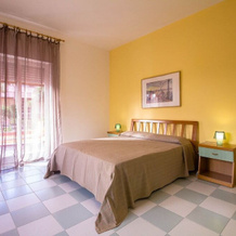 2 Bedroom Marittima villa - Sleeps 6 - RNU 82439, 伊斯皮卡 — 照片 2