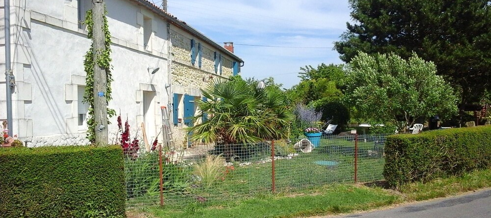 Apartment Route du Petit Village, Mortagne-sur-Gironde — photo 1