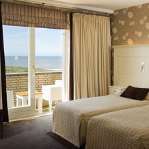 Strandhotel Nassau Bergen, 滨海贝亨 — 照片 3