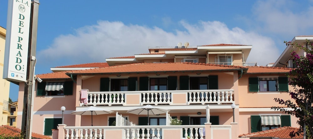 Residence Del Prado, Рива-Лигуре — фото 1