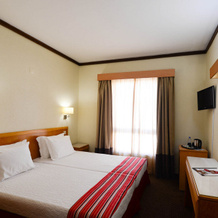 Hotel Dom Nuno, 圣地亚哥-杜卡森 — 照片 4