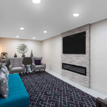 La Quinta Inn & Suites Blue Springs, 布鲁斯普林斯 — 照片 2