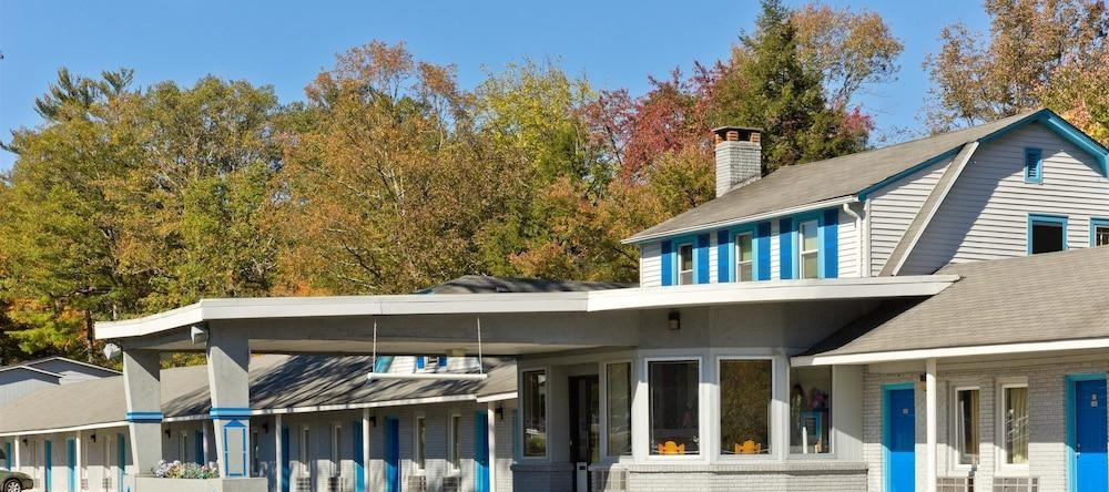 Knights Inn Poconos/Bartonsville, 巴顿斯维尔 — 照片 1