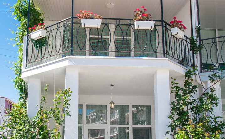 Astra 3 Apartments, Ordzhonikidze — photo 1