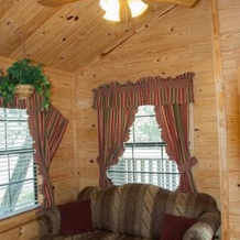 Medina Lake Camping Resort Cabin 4, Pipe Creek — photo 3