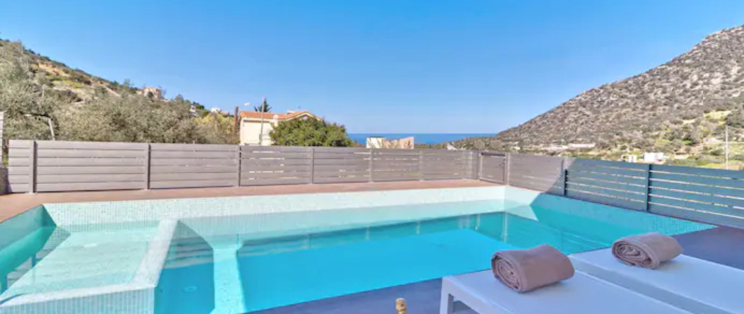 Asterios Villa, 弗利哈达 — 照片 1