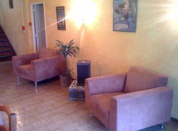 Logis Auberge De La Tour, 瓦勒罗 — 照片 1