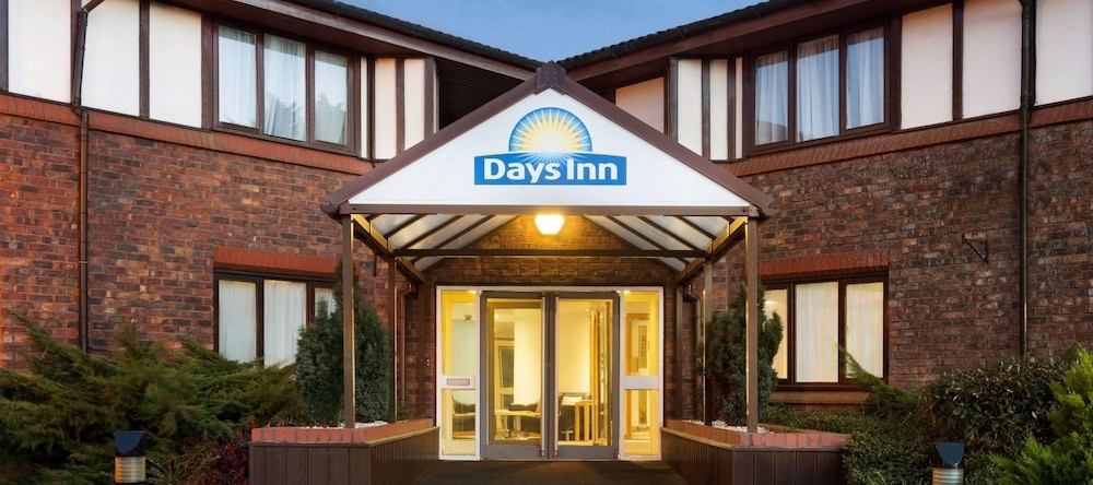 Days Inn Sandy, Sandy — photo 1