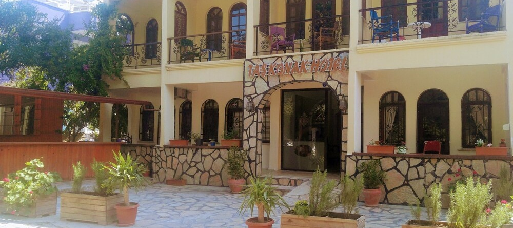 Tas Konak Hotel, Ортаджа — фото 1