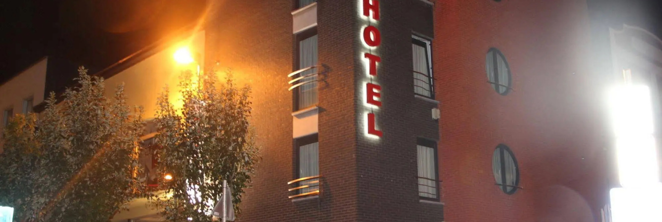 Hotel La Louve, 拉卢维耶尔 — 照片 1