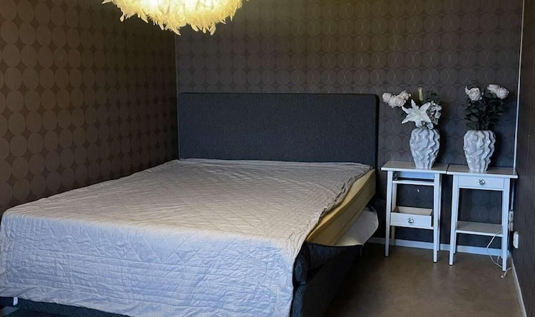 2 Room Apartment In Farsta, Stockholm, Фарста — фото 1