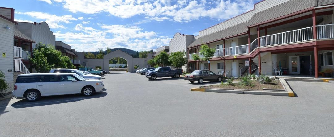 Canadas Best Value Princeton Inn & Suites, Принстон — фото 1