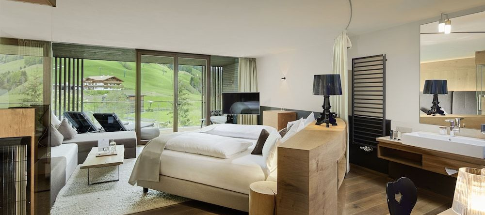 AMONTI Wellnessresort, Valle Aurina — photo 1