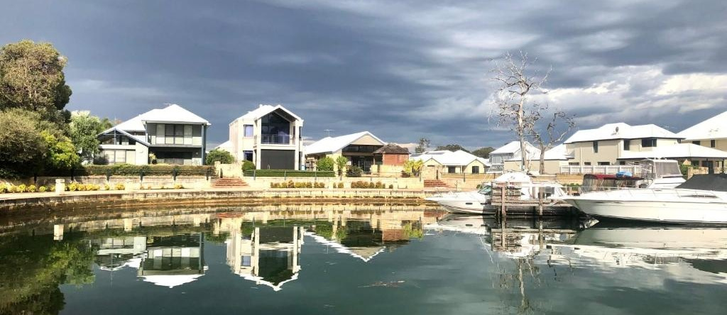 Mandurah Waterfront Retreat, 厄斯金 — 照片 1