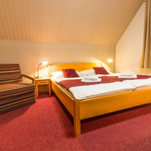 Hotel Kravi Hora, 博尔热蒂采 — 照片 2