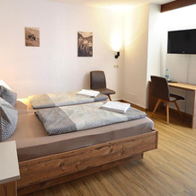 Gasthof Hotel Zur Post, Киферсфельден — фото 3