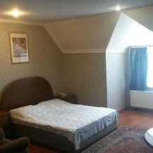Is Hotel, Загатала — фото 5