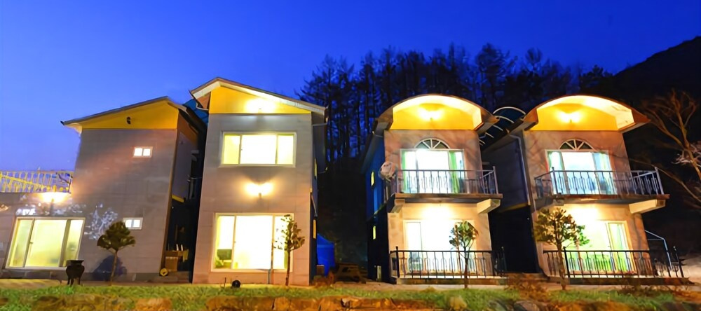 Jecheon Neunggangsong Pension, 堤川 — 照片 1