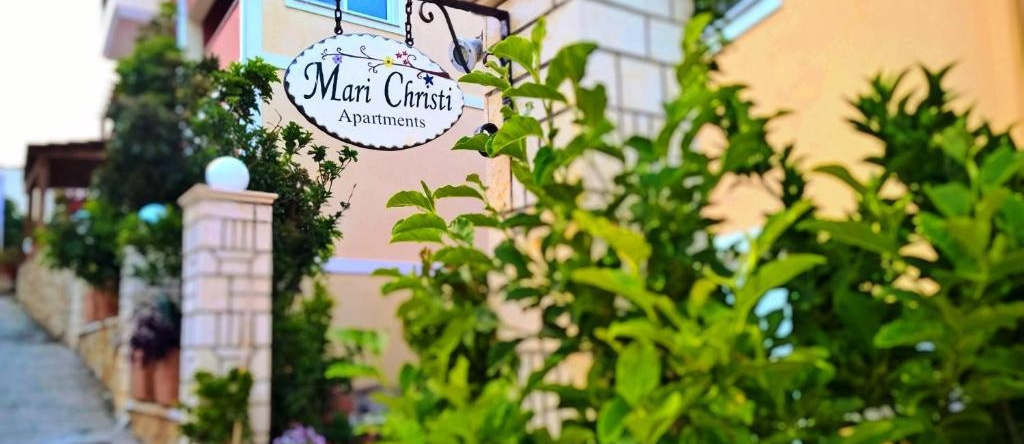 Mari-Christi Apartments, Порос — 照片 1