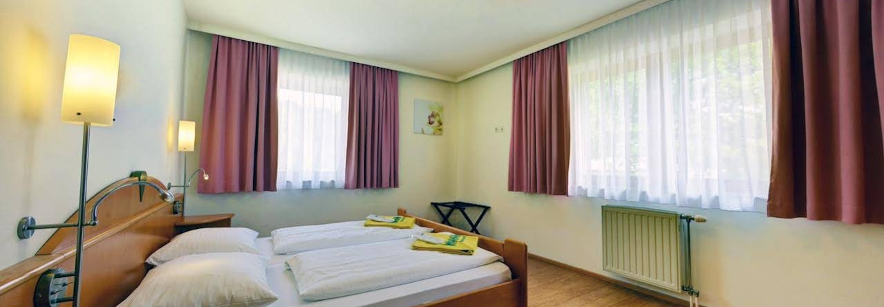 Wahaha Paradise Sport & Family Resort, Гнезау — фото 1