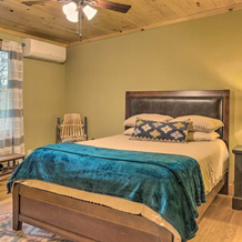 Deck & Views: Hendersonville Cabin, Roads Are Open, Гертон — фото 2