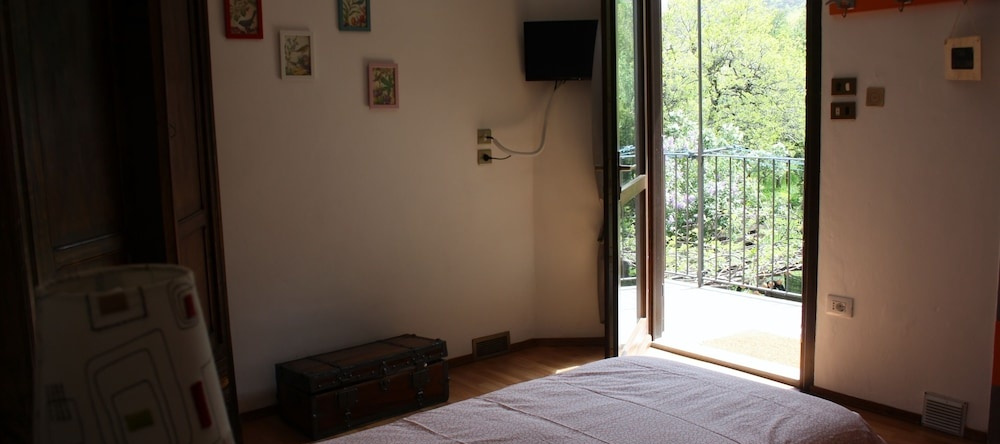 B&B Chez Dalì, 苏扎 — 照片 1