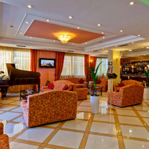 Hotel La Perla, 卡斯特尔沃尔图诺 — 照片 2