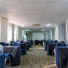 ANEW Hotel & Convention Centre OR Tambo Hotel, 伯诺尼 — 照片 4