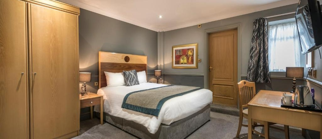 The Swan Hotel, Stafford, Staffordshire, Стаффорд — фото 1