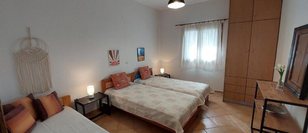 Elli's house, Ierissos — photo 1