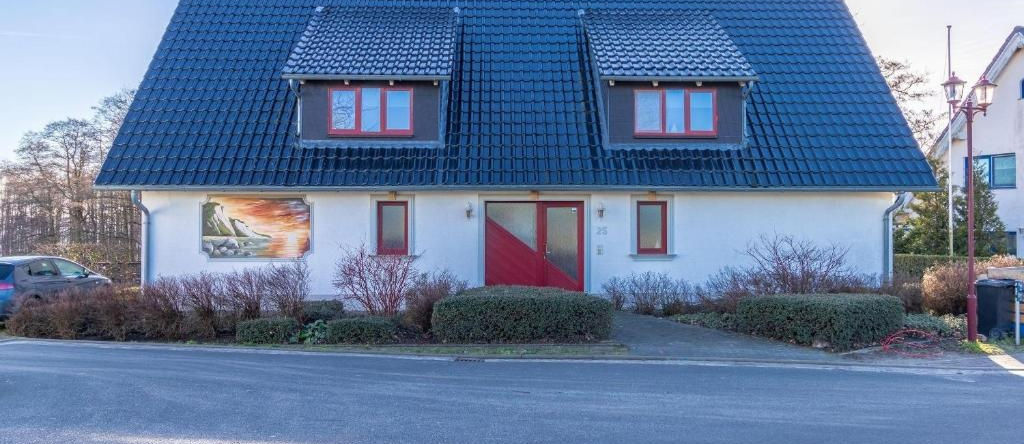 Whg-3-Falkenturm-Ferienhaus-Am-Boddenufer-Buschvitz, 布施维茨 — 照片 1