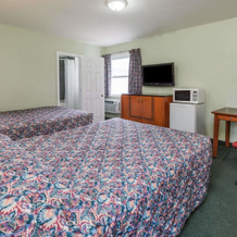 Knights Inn Bracebridge, 布雷斯布里奇 — 照片 5