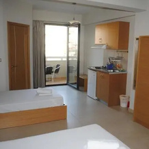 Niriides Studios And Apartments, 帕拉利亚 — 照片 4